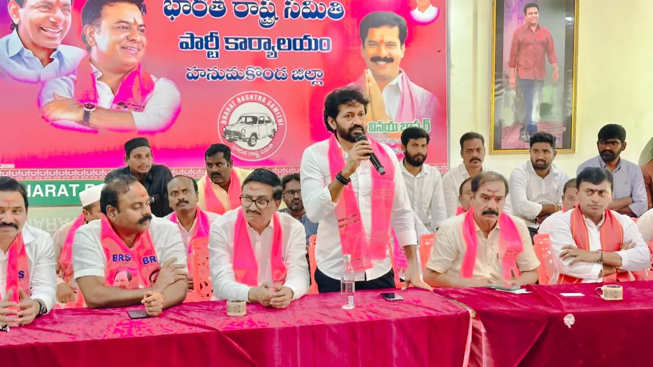 Pochampally Calls On BRS Cadre To Secure Victory In Graduates’ MLC Polls Pochampally Calls On BRS Cadre To Secure Victory In Graduates’ MLC Polls