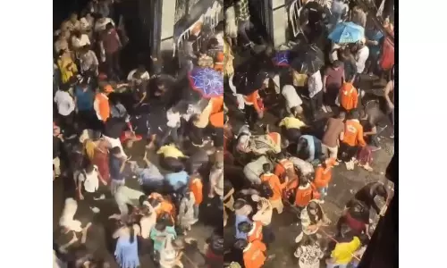 19 Killed, 25 Hurt in Kolkata Stampede