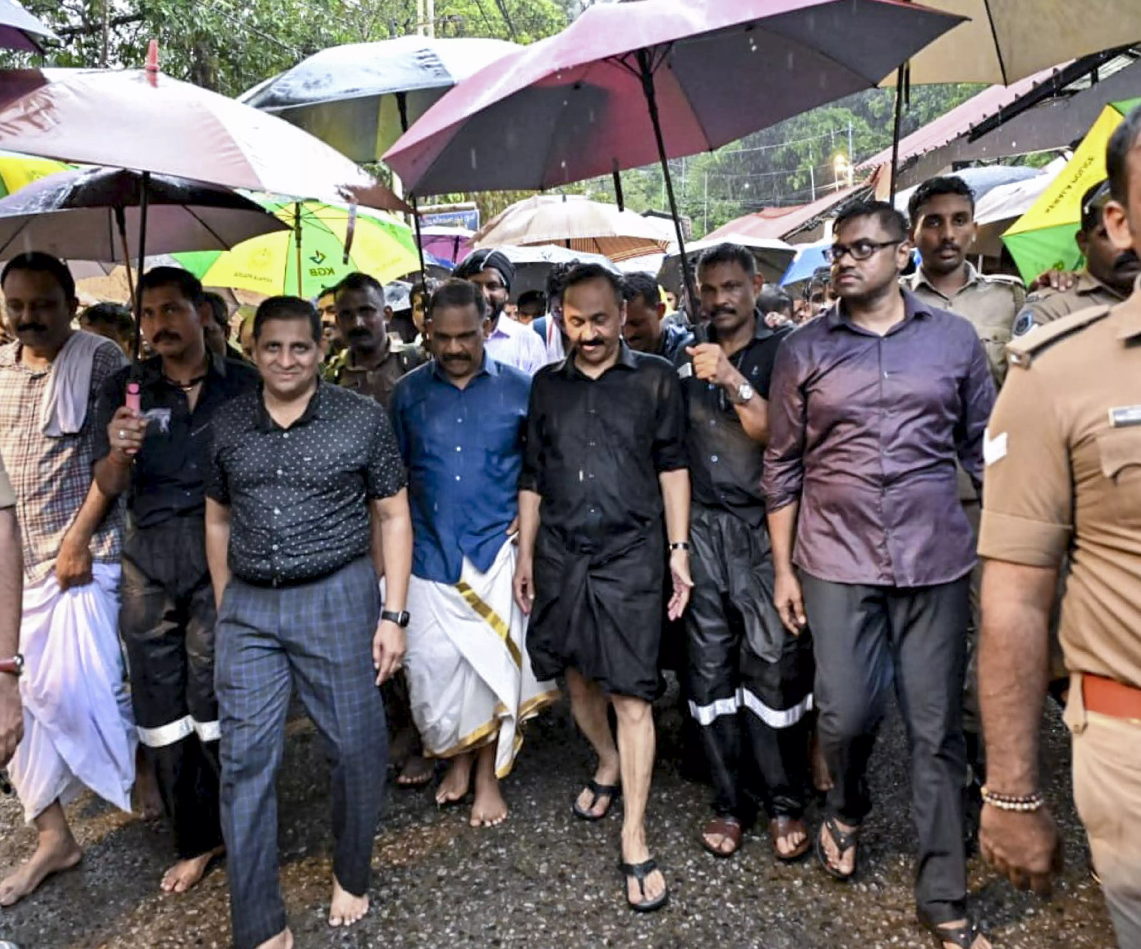 Keralam Devaswom Minister Flags Gaps in Sabarimala Pilgrimage Preparations Keralam Devaswom Minister Flags Gaps in Sabarimala Pilgrimage Preparations