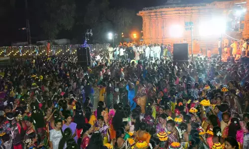 Bhadrakali Temple Agog With Ashtami, Bathukamma Festivity