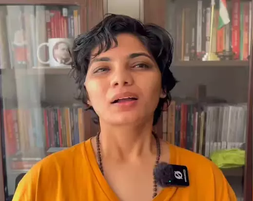 NCW Takes Note of Report Linking Neha Singh Rathore to Sex Racket NCW Takes Note of Report Linking Neha Singh Rathore to Sex Racket