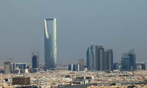 US Issues Middle East Security Alert Amid Iran Strike Fears US Issues Middle East Security Alert Amid Iran Strike Fears