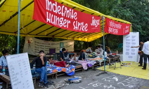 JNU Admin Says Two Rounds of Talks Held With Hunger-Striking Students JNU Admin Says Two Rounds of Talks Held With Hunger-Striking Students