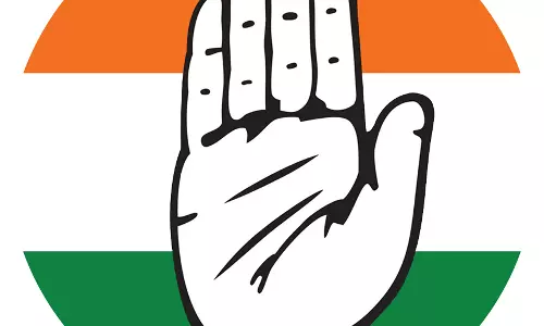 Congress Groups Clash During Saddula Bathukamma Celebrations At Thallapet