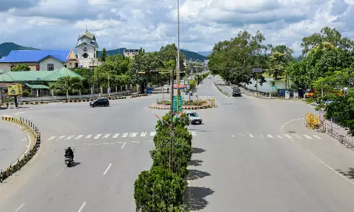 48-Hour Strike Over Killing of 3 Meiteis Hits Normal Life in Manipur 48-Hour Strike Over Killing of 3 Meiteis Hits Normal Life in Manipur