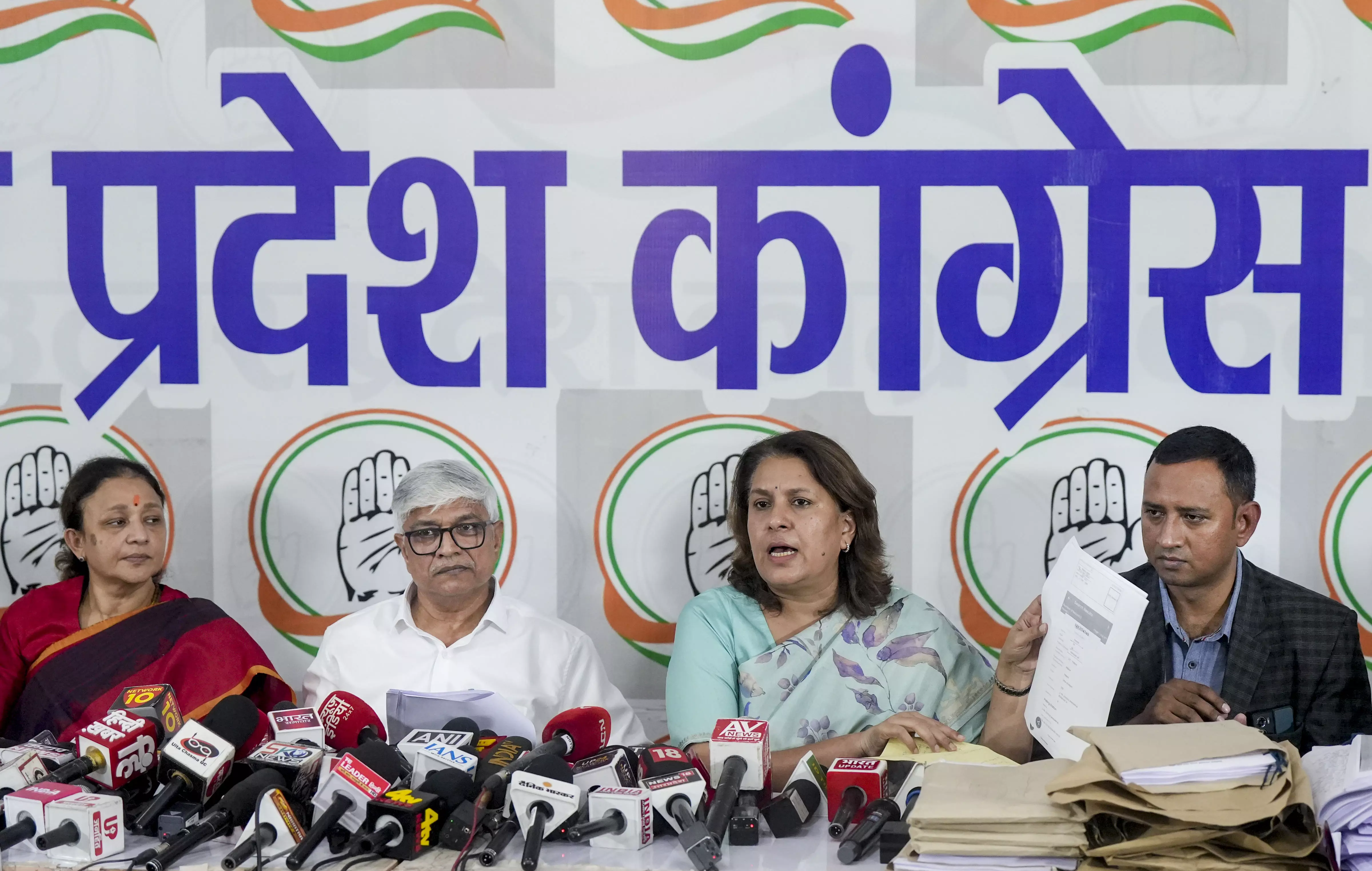 INDIA Bloc Begins Alliance Talks For 2027 UP Assembly Polls INDIA Bloc Begins Alliance Talks For 2027 UP Assembly Polls