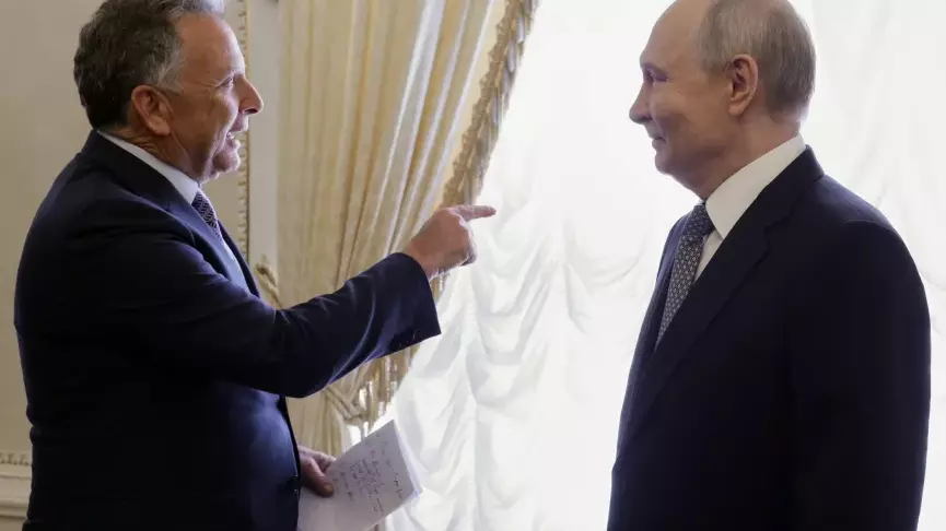 US Envoy Witkoff Meets Putin as Trump Pushes Ukraine for Peace Deal