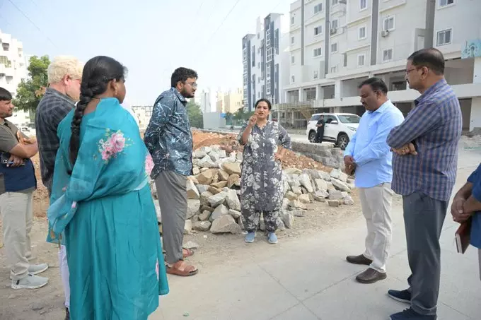 CMC Chief Inspects Ongoing Development Works in Narsingi CMC Chief Inspects Ongoing Development Works in Narsingi
