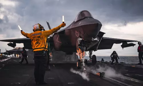 US Plans Fresh Iran Strikes; Tehran Threatens ‘Father of All Bombs’ US Plans Fresh Iran Strikes; Tehran Threatens ‘Father of All Bombs’