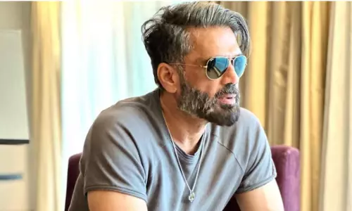 Suniel Shetty Celebrates Dasara At Durga Parameshwari Temple In Karnataka