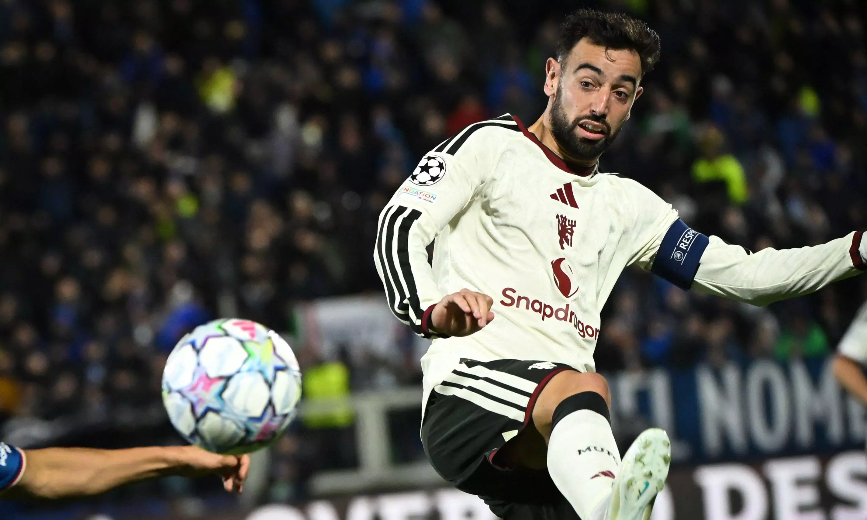 Rooney Calls Manchester United Squad Selfish Babies After Fernandes Criticism Rooney Calls Manchester United Squad Selfish Babies After Fernandes Criticism