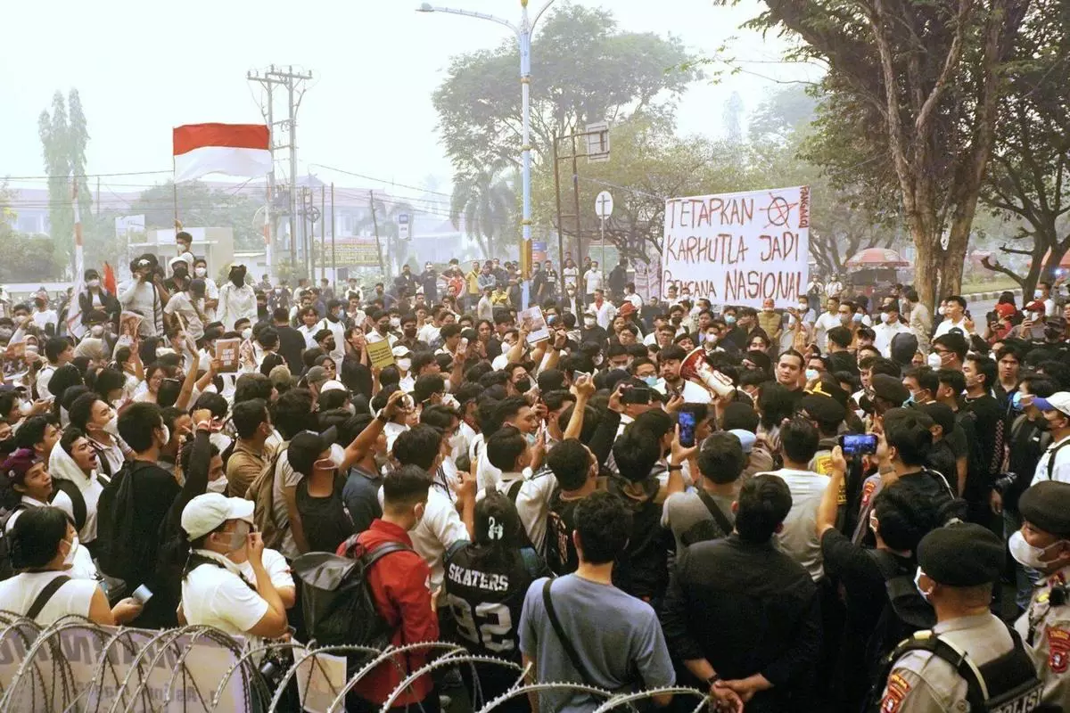 Southeast Asias Worst Haze in Over a Decade Sparks Student Protests Southeast Asias Worst Haze in Over a Decade Sparks Student Protests