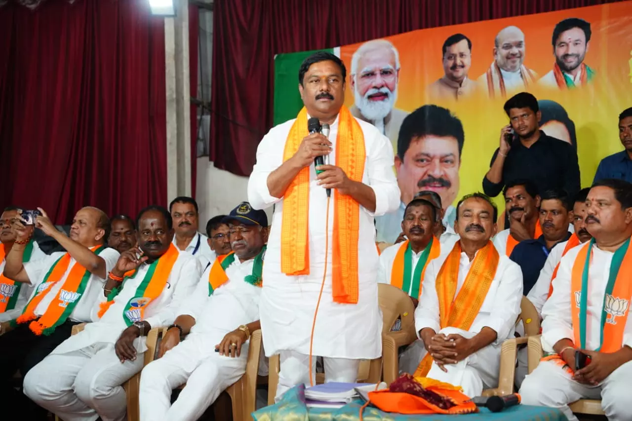 BJP Backs Etala’s Padayatra On Dump Yard Issue BJP Backs Etala’s Padayatra On Dump Yard Issue