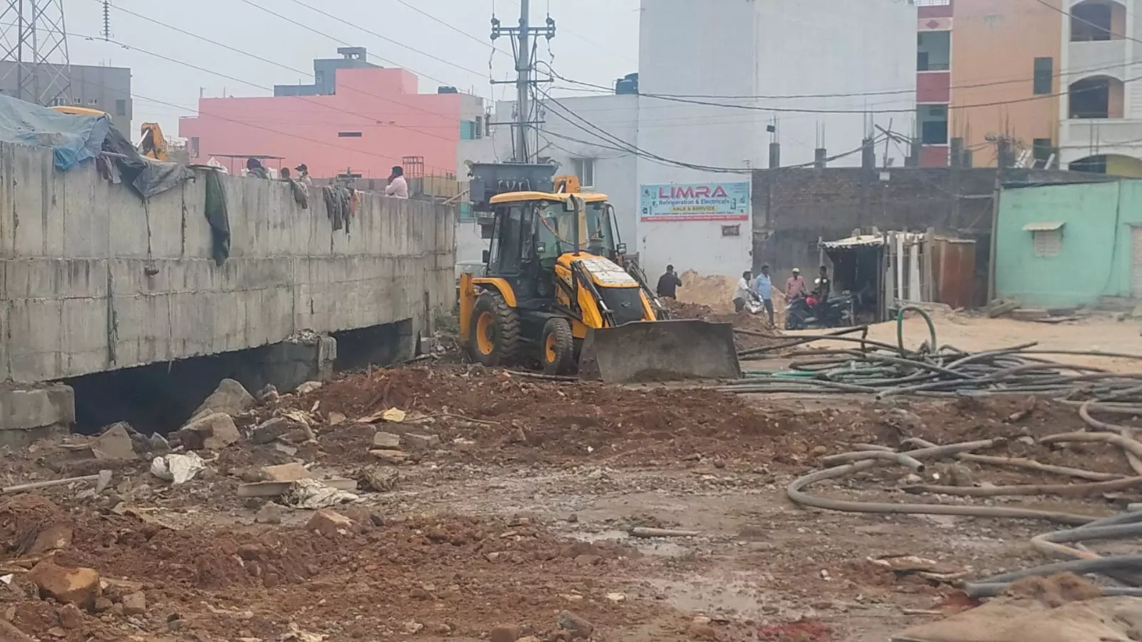 HYDRAA Cracks Down on encroachments at Sunnam Cheruvu in Madhapur HYDRAA Cracks Down on encroachments at Sunnam Cheruvu in Madhapur