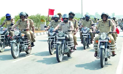 Police Martyrs Remembered Through Cycle-Bike Rally In Nizamabad Police Martyrs Remembered Through Cycle-Bike Rally In Nizamabad