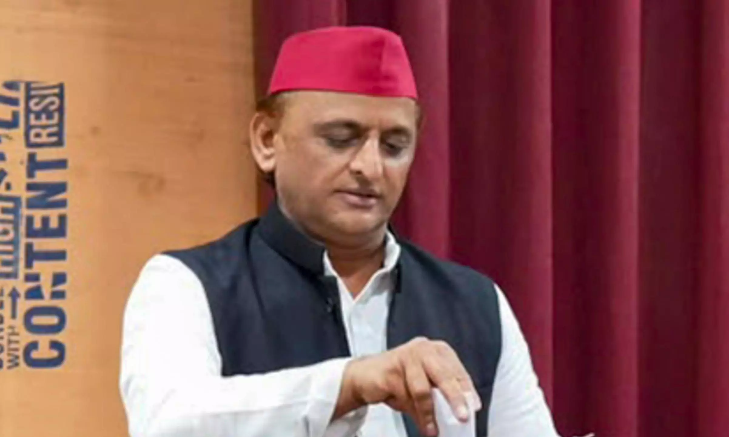 BJP Putting up Fake Posters to Create Rift in INDIA Bloc, Claims Akhilesh BJP Putting up Fake Posters to Create Rift in INDIA Bloc, Claims Akhilesh