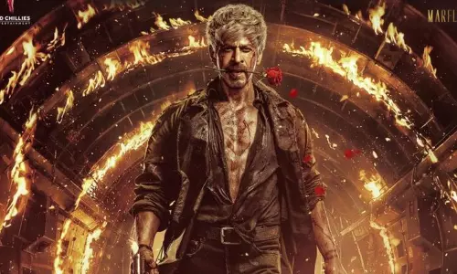 Shah Rukh Khan Teases Romantic Side With New King Poster Shah Rukh Khan Teases Romantic Side With New King Poster