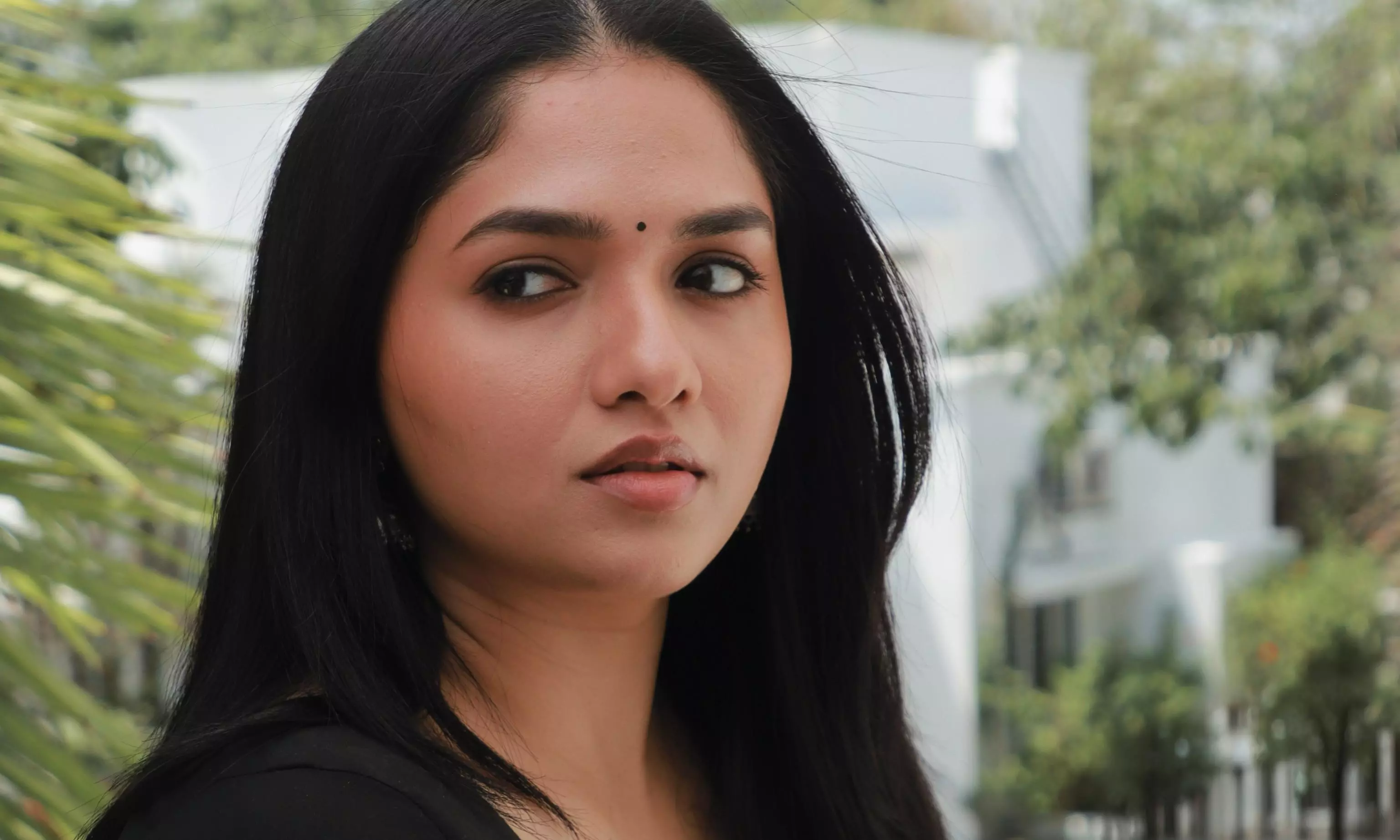 Actress Sunaina Warns of Legal Action Over Obscene AI-Generated Video Actress Sunaina Warns of Legal Action Over Obscene AI-Generated Video