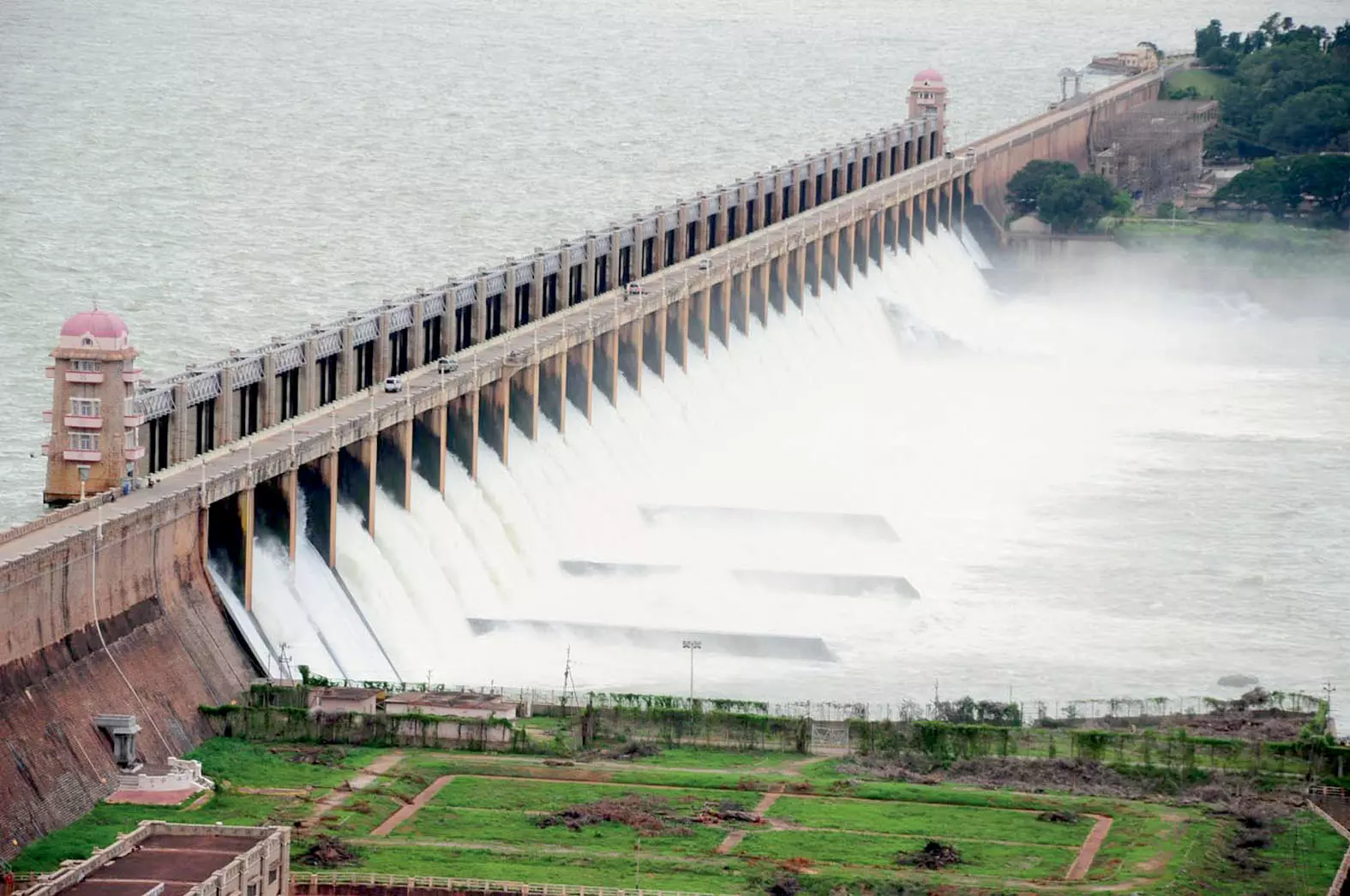 3 TMC Ft Of Tungabhadra Water Reaches Telangana 3 TMC Ft Of Tungabhadra Water Reaches Telangana