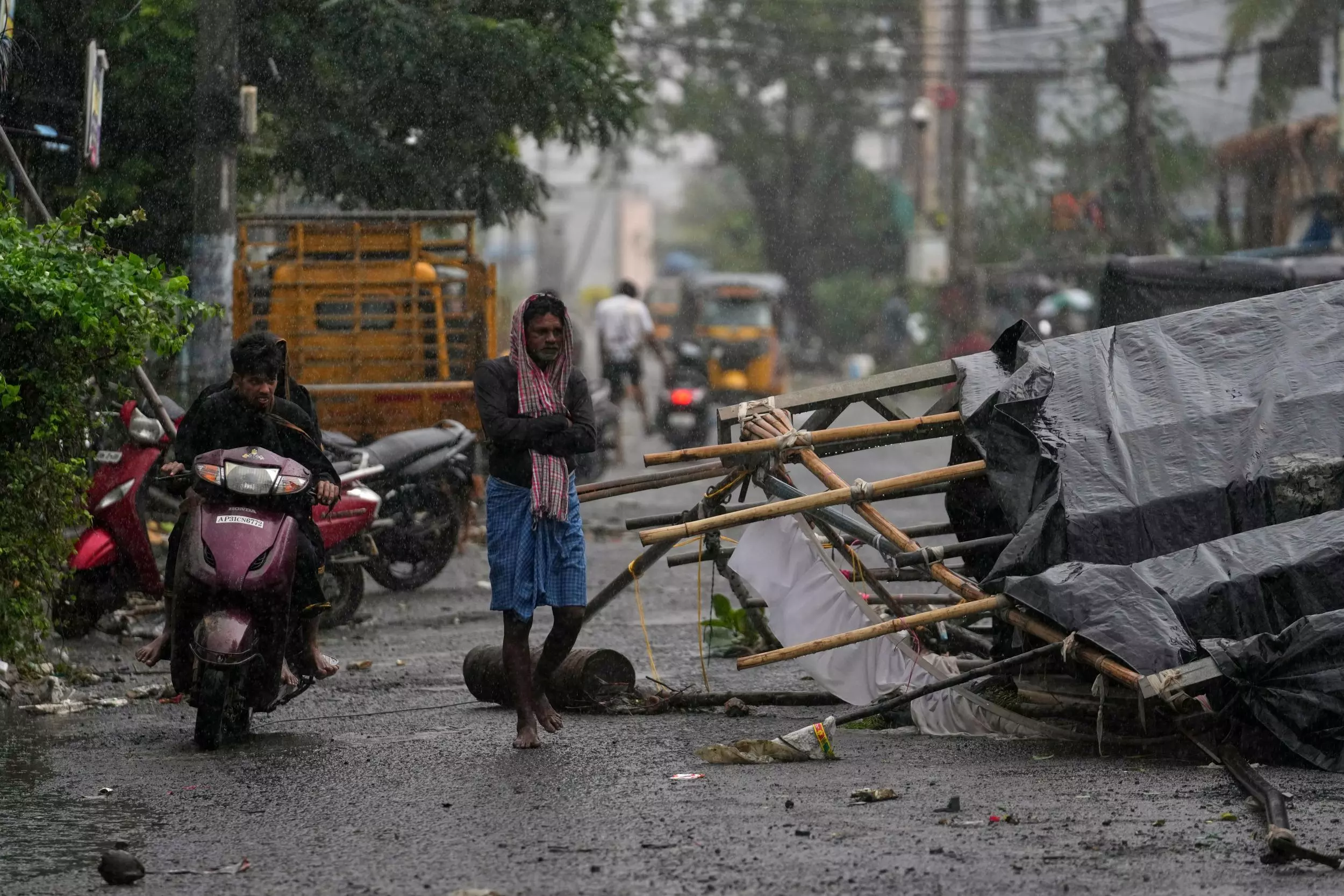 Villages Isolated As Cyclone Arnab Sweeps Through ASR Villages Isolated As Cyclone Arnab Sweeps Through ASR