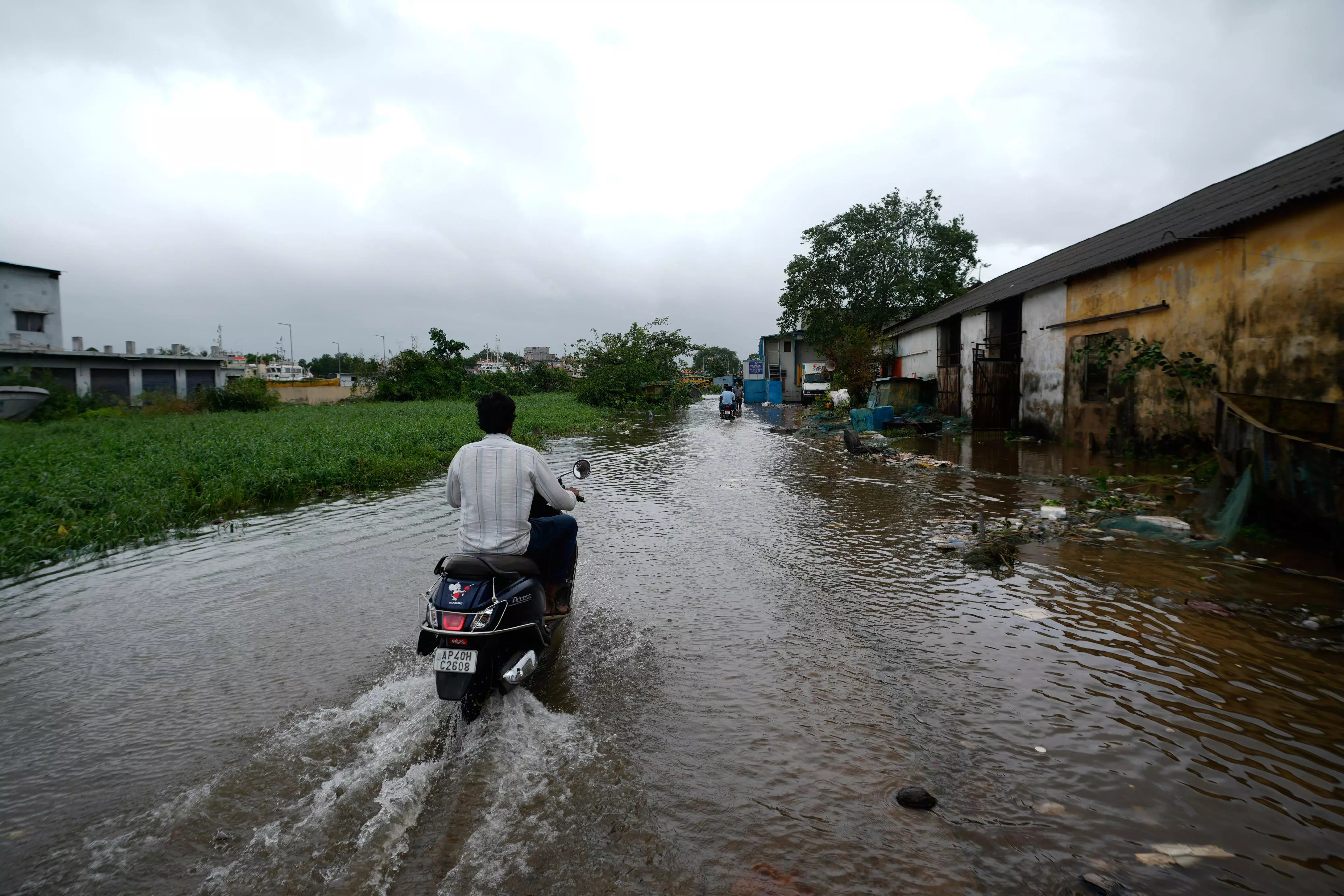 GMC Steps Up Measures To Tackle Waterlogging GMC Steps Up Measures To Tackle Waterlogging