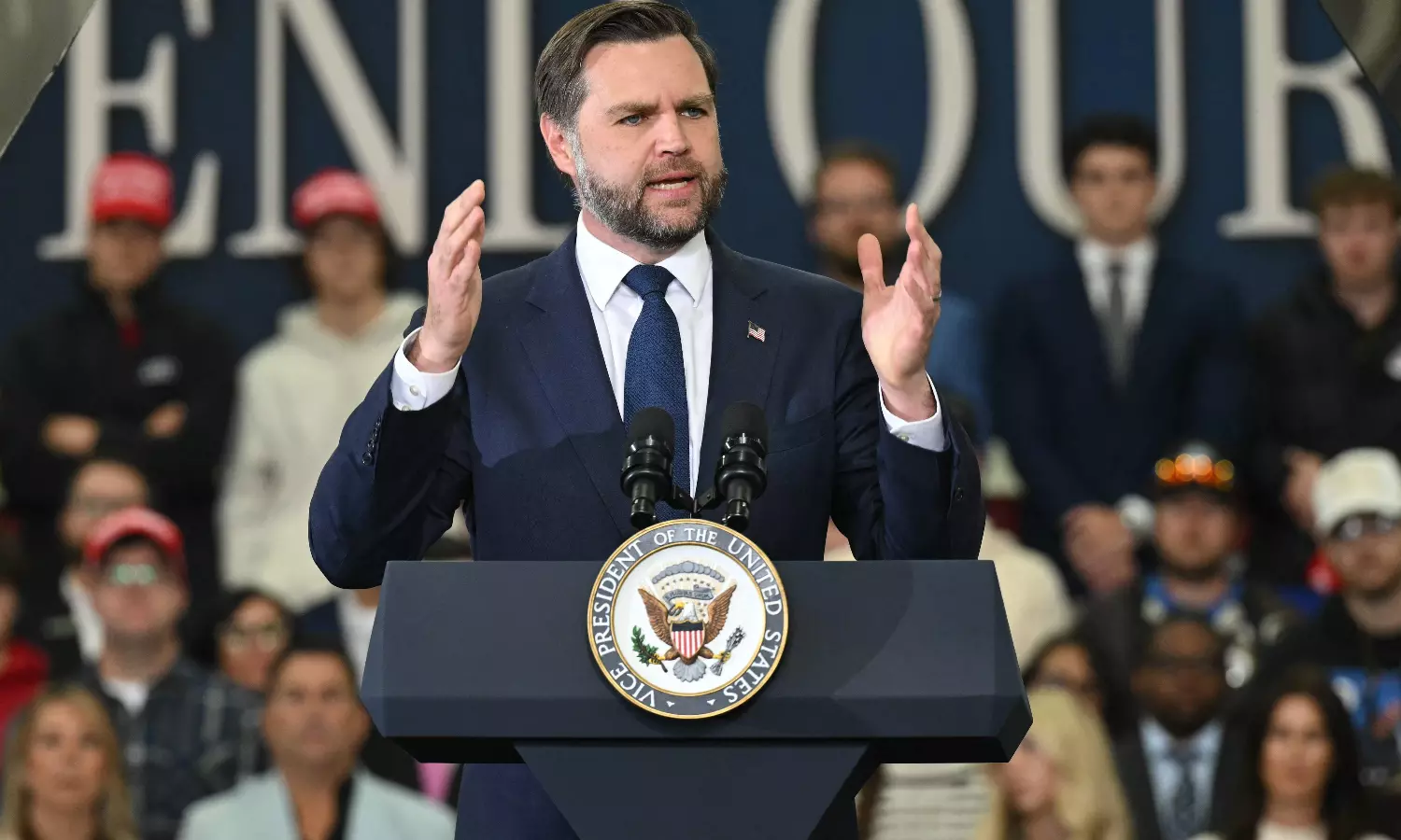 JD Vance Sends Letter to Iran Hard-Liner in Bid to Revive Peace Talks