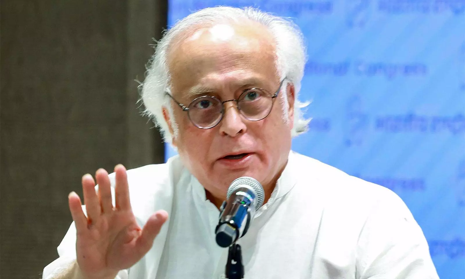 Congress Asks Modi To Stop Trolling