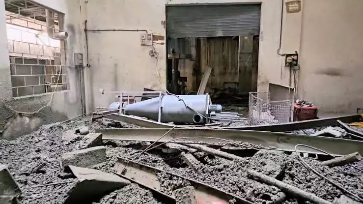 Two Workers Fall To Death While Installing Roof Sheets Two Workers Fall To Death While Installing Roof Sheets