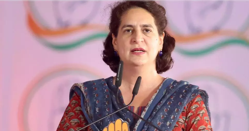 Cyclone Arnab: Priyanka Gandhi Asks Congress Workers to Extend Relief Support Cyclone Arnab: Priyanka Gandhi Asks Congress Workers to Extend Relief Support
