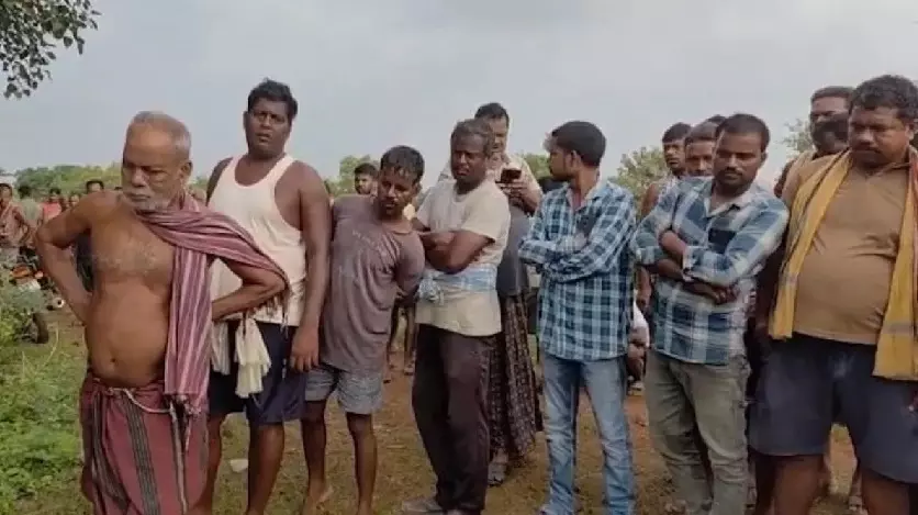 Headless Body Of Woman Recovered From River Embankment In Odishas Kendrapara Headless Body Of Woman Recovered From River Embankment In Odishas Kendrapara