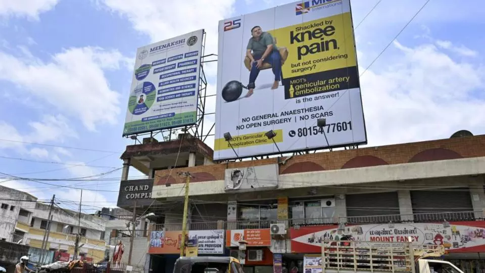 NGO Complains to CM of Illegal Hoardings That Raise Safety Concerns NGO Complains to CM of Illegal Hoardings That Raise Safety Concerns