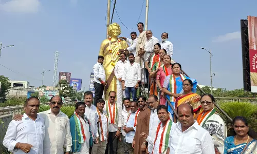 Congress Leaders Pay Tributes To Indira Gandhi, Sardar Patel Congress Leaders Pay Tributes To Indira Gandhi, Sardar Patel