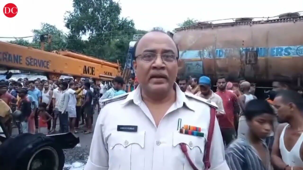 Fire breaks out in tanker carrying ethyl alcohol overturns in Bihars Bodh Gaya; no casualties
