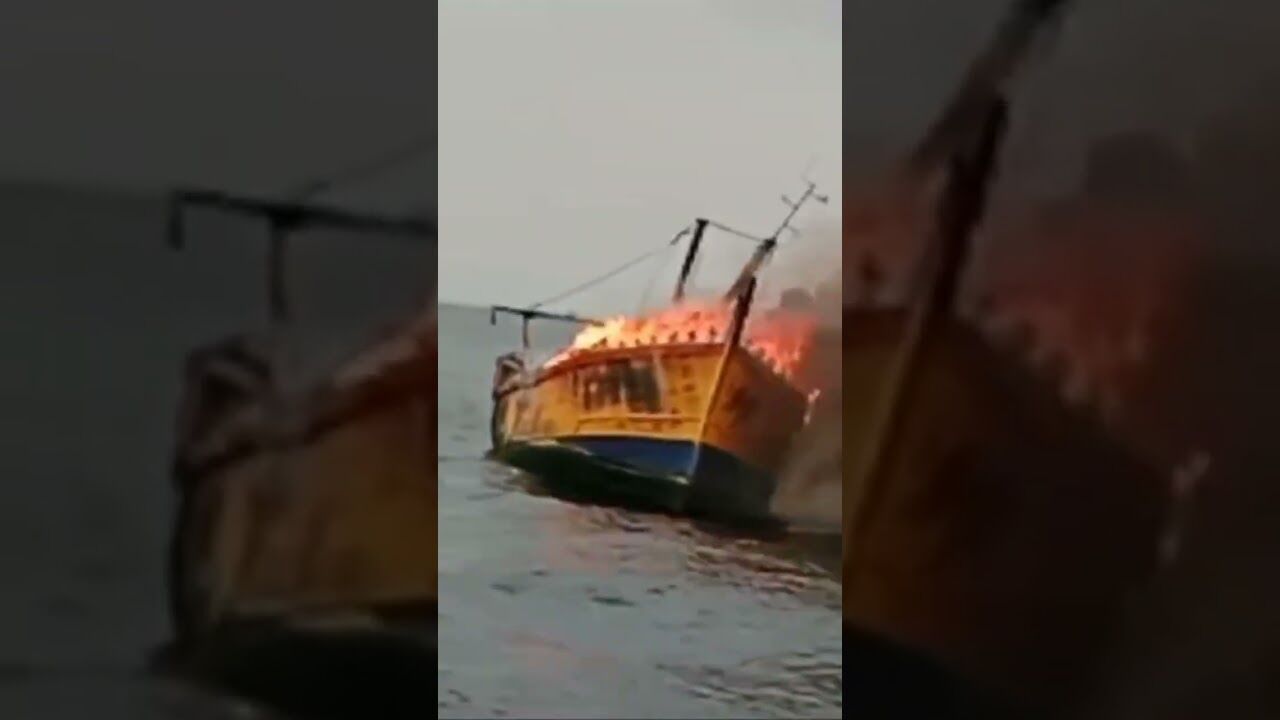 Vishakapatnam: Fishermen Escape Blaze at Poodimadaka Coast