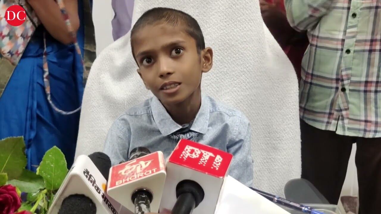 Prayagraj:10-year-old boy suffering from cancer lives his dream of becoming an IAS officer for a day