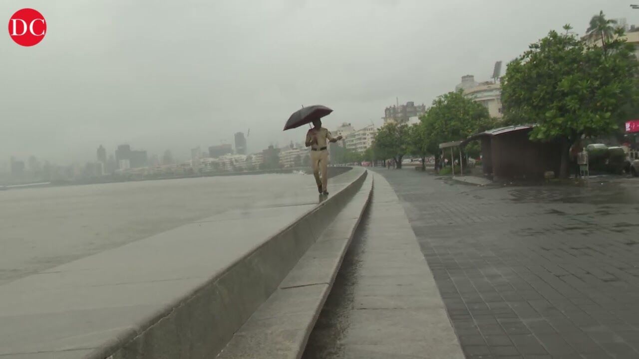 Heavy rains, low visibility hit Mumbai airport operations, 50 flights cancelled
